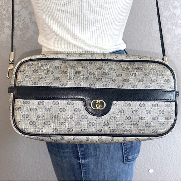 •RARE• Vintage Gucci Monogram Convertible Crossbody Bag / Pouch Clutch - Picture 2 of 16